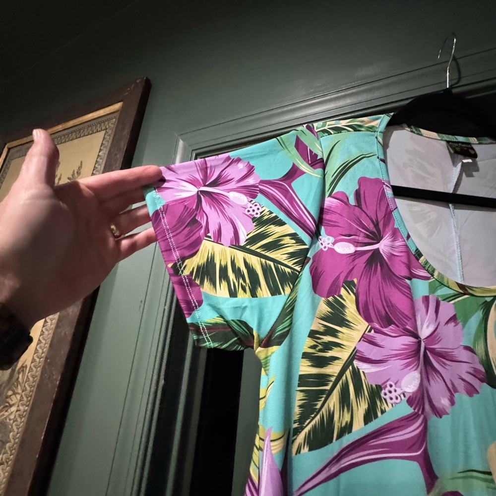 Tropical Floral Print Dress - Picture 3 of 4
